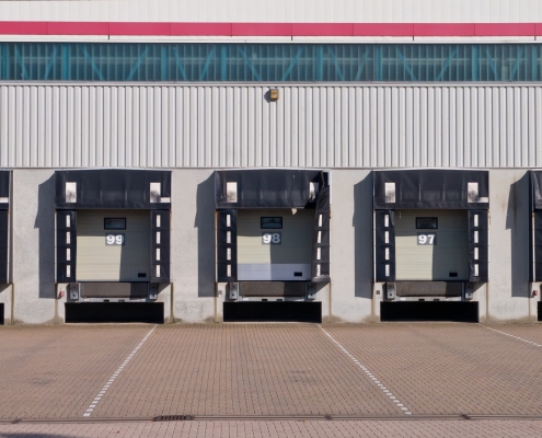 Site selection supply chain resilience with reliable infrastructure