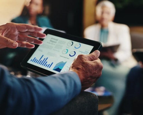 Financial planning session addressing incentive risk in site selection